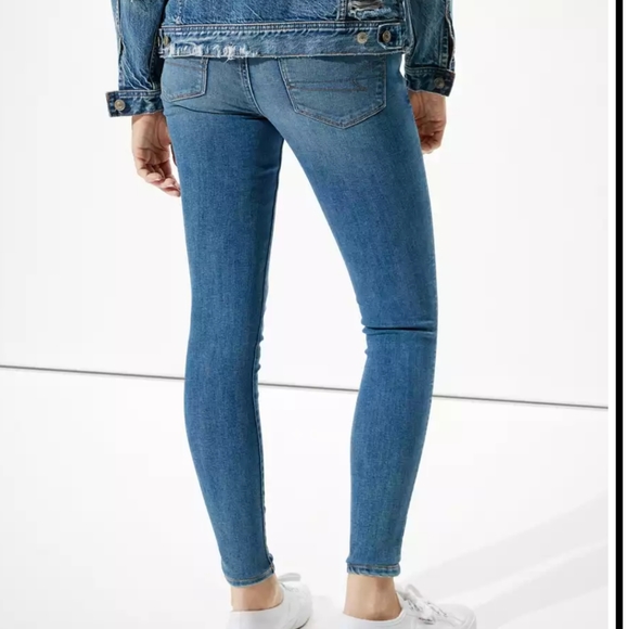 AE Jeans - Picture 3 of 8